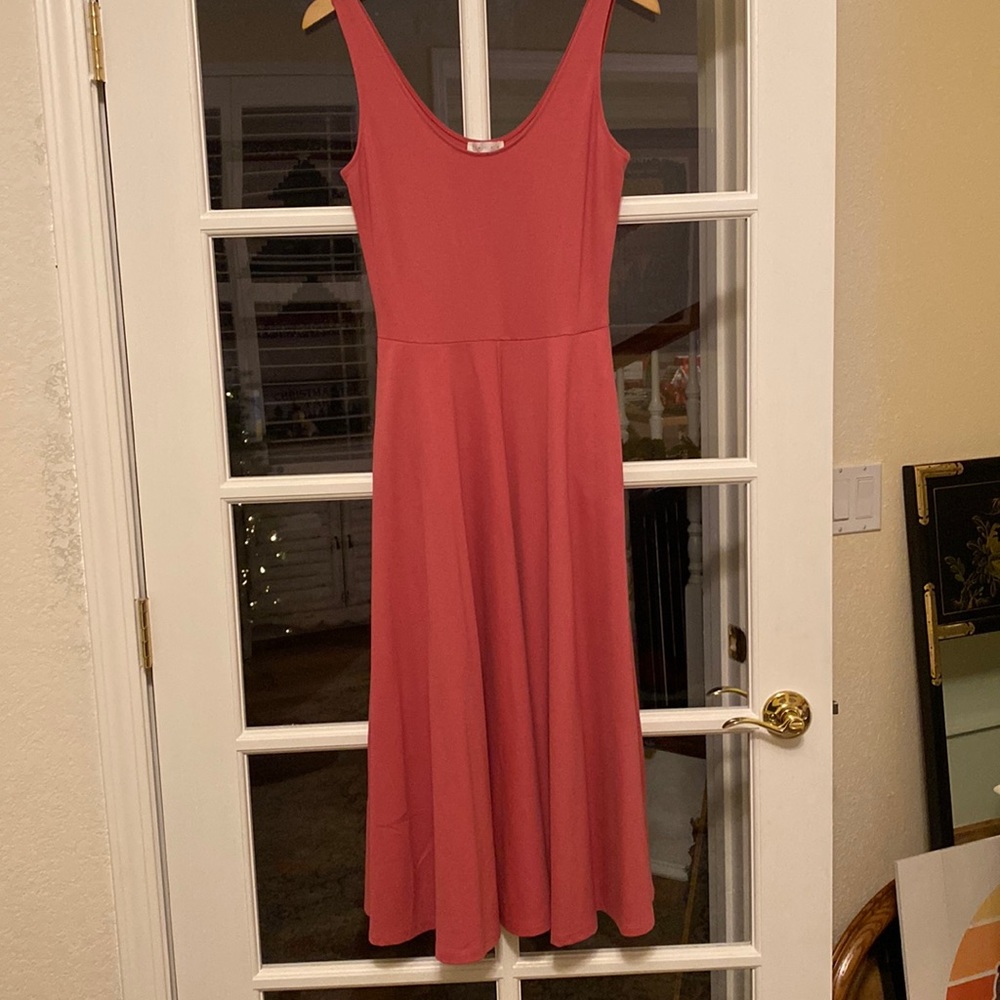 Leith Midi Dress in Mauve Pink - new without tags